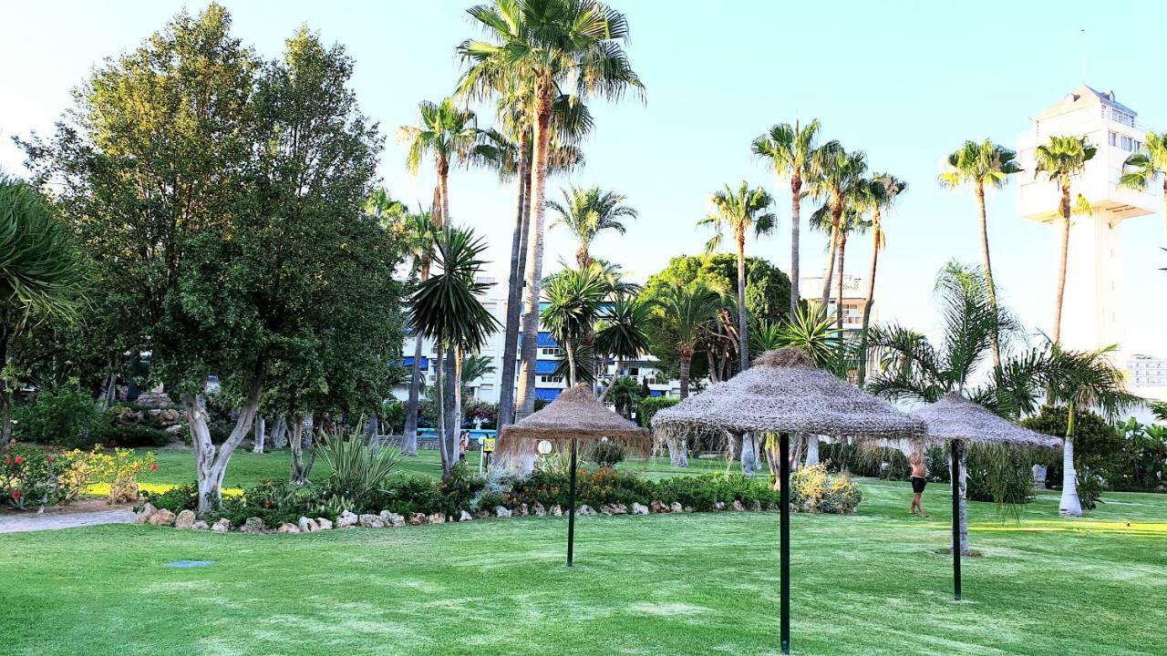 Golf Coast Los Alamos, Primera Linea De Playa Torremolinos Buitenkant foto