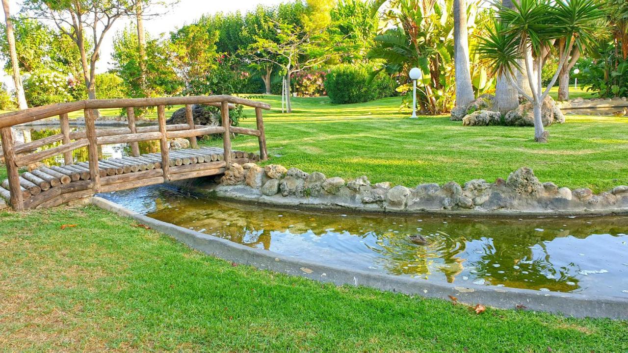 Golf Coast Los Alamos, Primera Linea De Playa Torremolinos Buitenkant foto